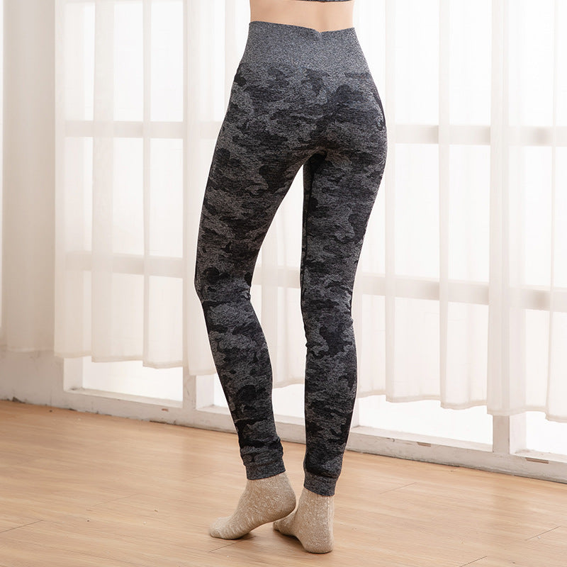 Camouflage Seamless Yoga Pants Buttocks New Fitness Sweatpants Leggings Sexy Hips Female Leggings